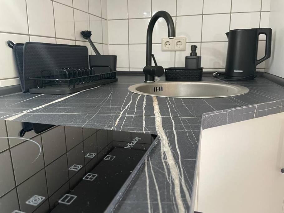 Modernes Apartment In Chemnitz Eksteriør billede